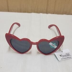 Piranha Kidz 62121 Retro Heart Frame Cats Eye Sunglasses Red